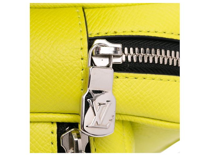 Bumbag Marsupio da esterno Taigarama con monogramma giallo Louis Vuitton - vista 10