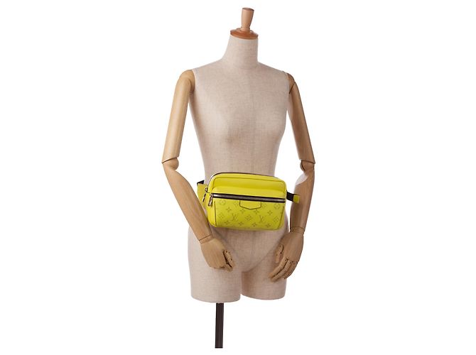 Bumbag Marsupio da esterno Taigarama con monogramma giallo Louis Vuitton - vista 14