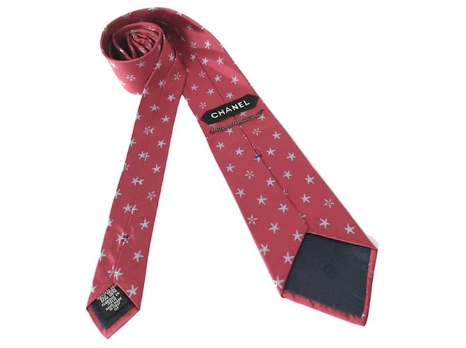 Timeless Chanel Red - view 2