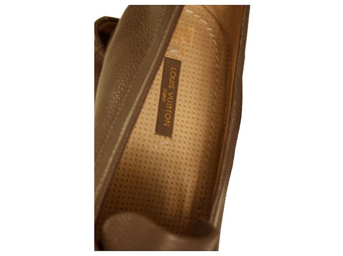 Louis Vuitton Mocassini Slip On con Nappe in Pelle Grigio Talpa da Uomo 7.5 M - vista 9