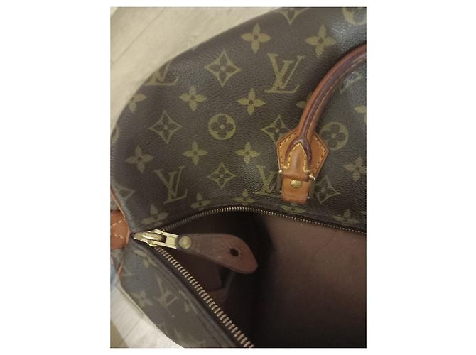 Borsa Louis Vuitton in pelle marrone scuro - vista 3