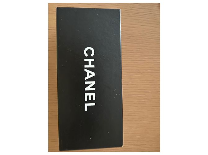 Occhiali da sole Chanel viola con lenti a specchio iridescenti Porpora - vista 7
