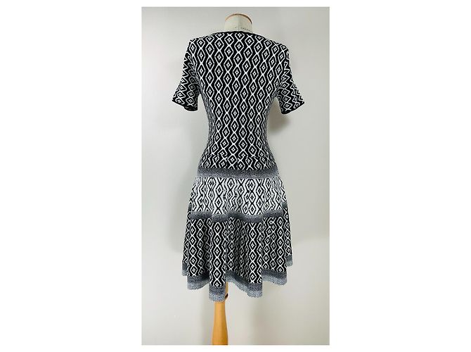 Vestido Hale Bob de viscose e elastano Multicor - vista 3