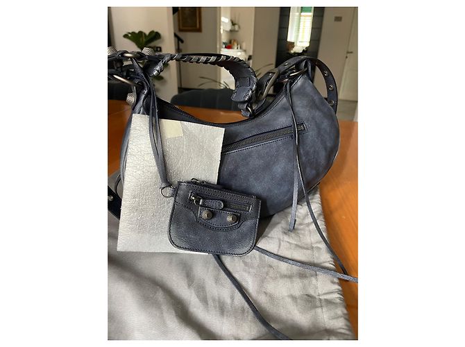 Borsa Balenciaga Le Cagole in pelle blu scuro - vista 3
