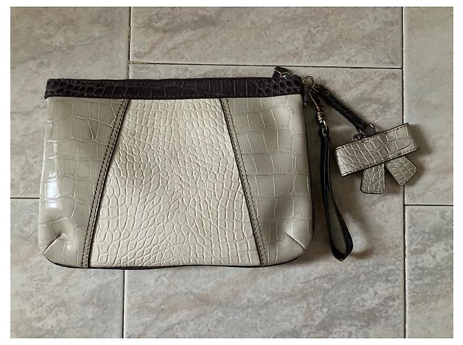 Pochette Guess in Vernice Panna Beige ed Ecru Multicolore - vista 2