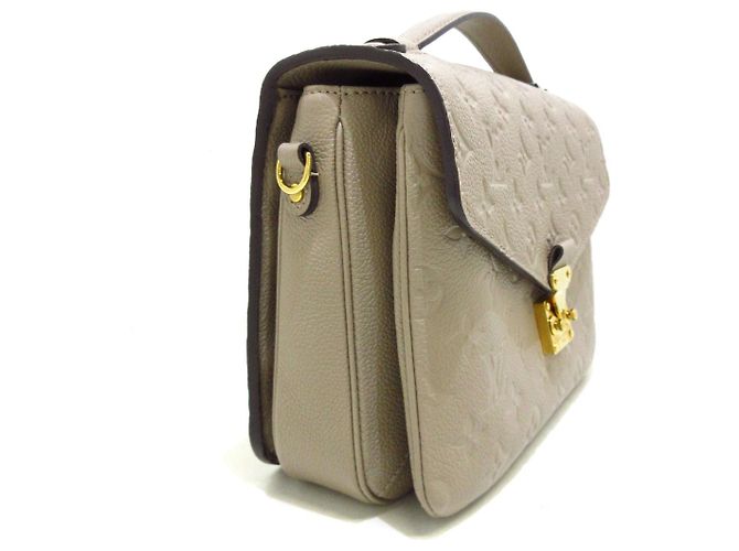 Louis Vuitton Pochette Metis Beige - vista 4