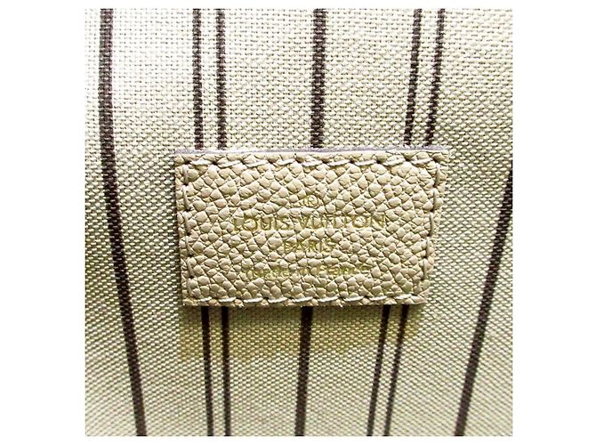 Louis Vuitton Pochette Metis Beige - vista 7