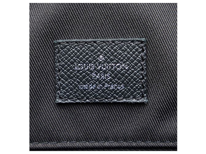 Borsa da esterno Taigarama nera di Louis Vuitton Nero - vista 6