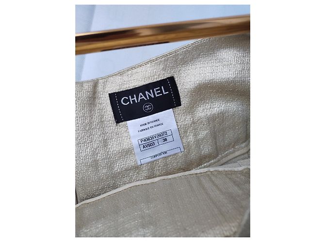 Minifalda plisada lamé dorada de CHANEL Dorado - vista 12