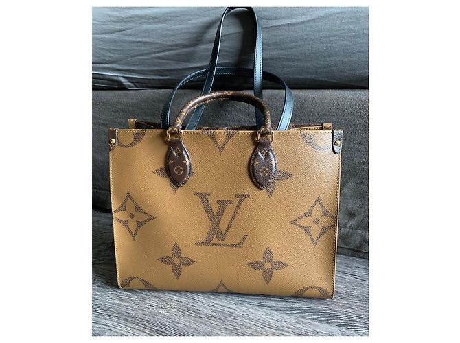 Borsa tote Louis Vuitton OnTheGo MM Monogramma Gigante - vista 2