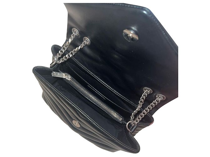 Borsa a tracolla Loulou piccola Saint Laurent in pelle nera Nero - vista 5