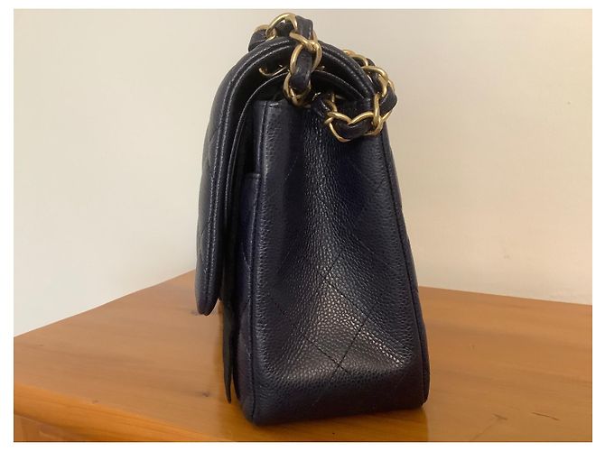 Timeless Chanel Borsa in pelle caviar trapuntata blu navy oro - vista 16