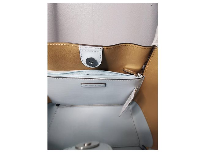 Borsa tote Michael Kors in pelle martellata azzurra Blu Blu chiaro Silver hardware - vista 11