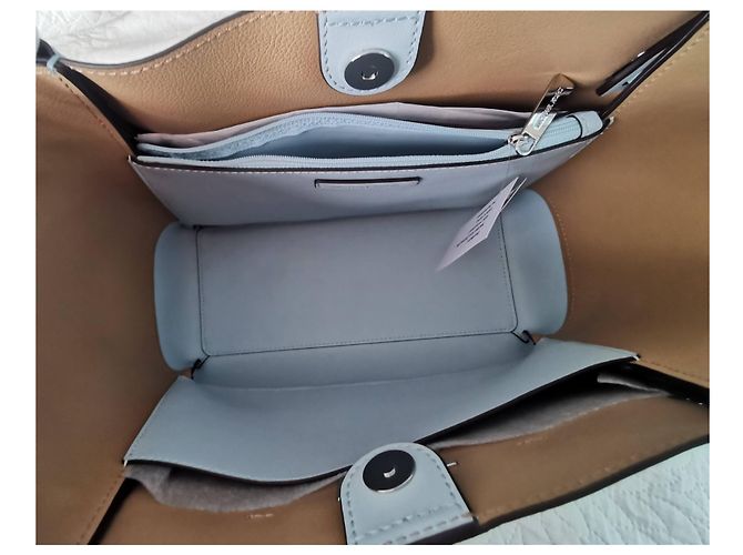 Borsa tote Michael Kors in pelle martellata azzurra Blu Blu chiaro Silver hardware - vista 15