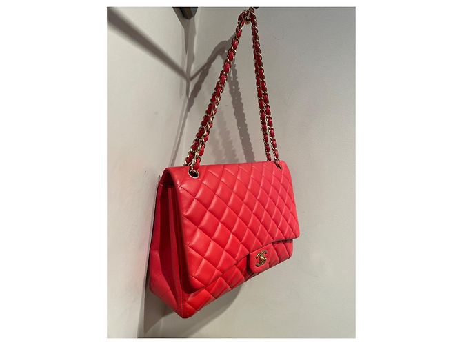Timeless Borsa Chanel Maxi Jumbo Rossa in Pelle Liscia Rosso - vista 2