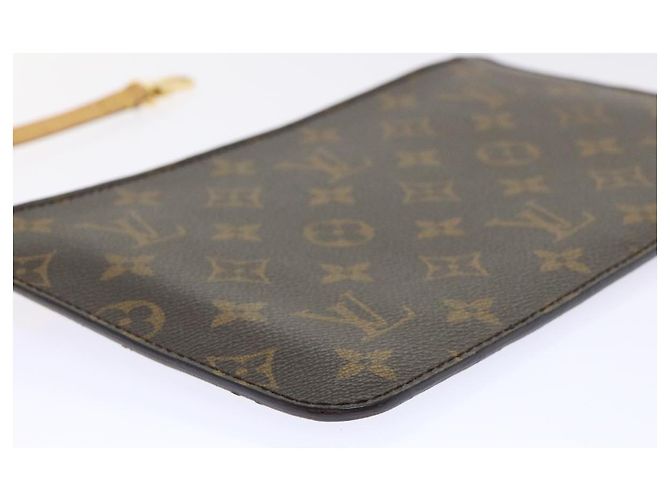 LOUIS VUITTON Monogram Neverfull MM Pouch Accessory Pouch Mimosa LV Auth ep1100 - view 15
