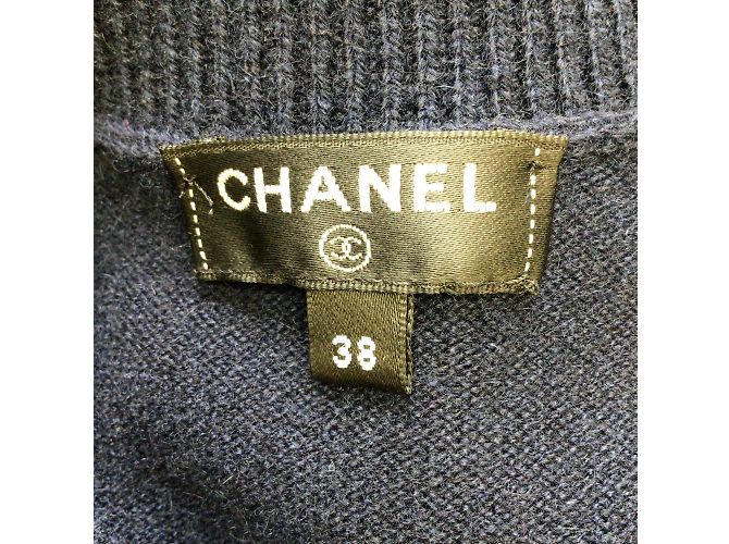 Chanel Marineblauer, mehrfarbiger, langärmliger Kaschmir-Strickpullover mit Rundhalsausschnitt von Gabrielle Coco - Ansicht 5