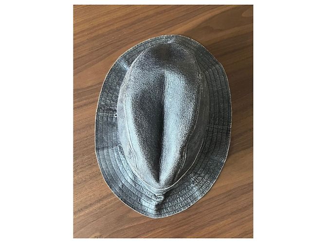 Christian Dior Lederhut Dior Anthrazit Größe 57 cm in Leder Anthrazitgrau Silber Hardware - Ansicht 4