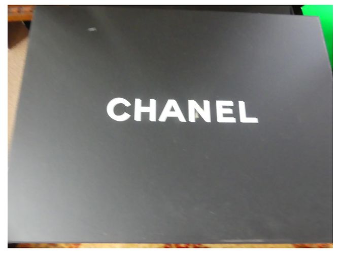 Borsa Chanel Shopper Beige in Pelle Caviale - vista 3