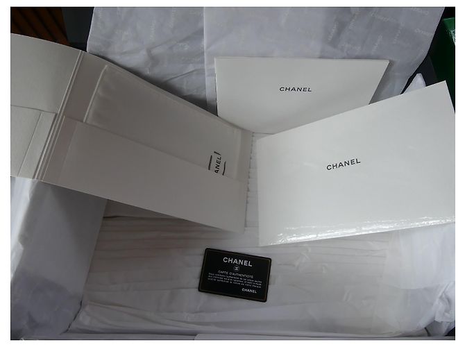 Borsa Chanel Shopper Beige in Pelle Caviale - vista 6