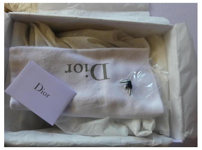 Dior Pumps aus schwarzem Lackleder - Ansicht 4