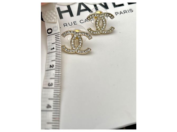 Chanel brincos CC Dourado - vista 3