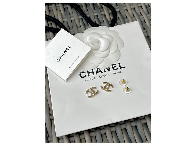 Chanel brincos CC Dourado - vista 5