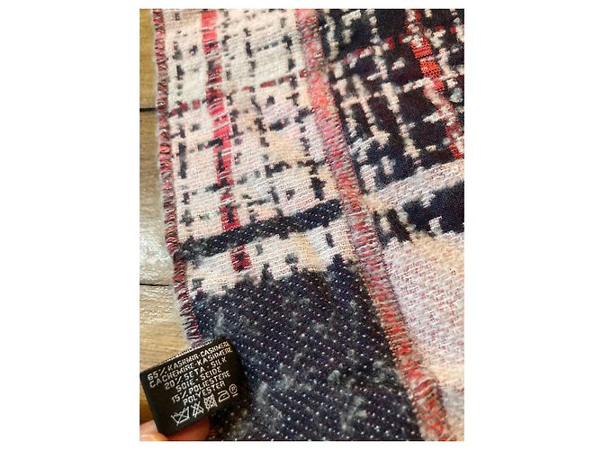 Sciarpa Chanel in seta e cashmere nero beige rosa - vista 4
