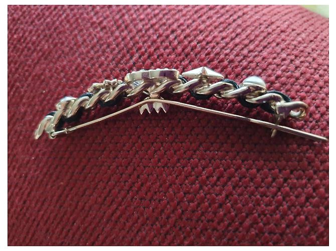 Autre Marque Magnifica barretta Coco Chanel Gold hardware - vista 4