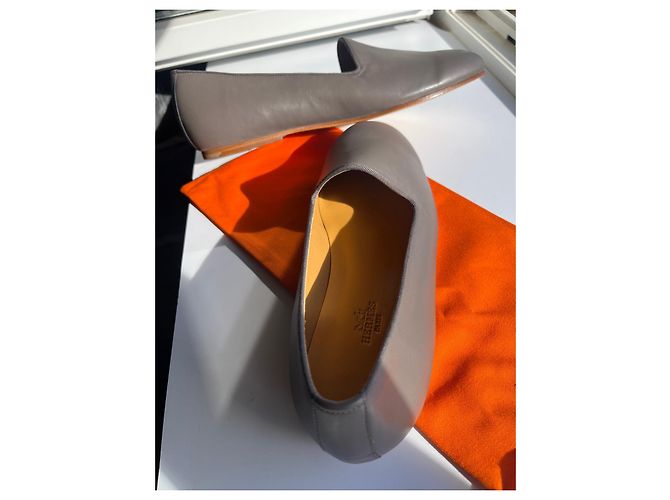Mocassini Hermès Gaspard in pelle grigia Grigio - vista 5