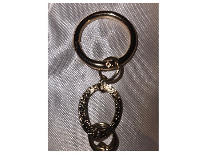 Ciondolo per borsa Guess Cuore e Placca Monogramma Oro D'oro - vista 2