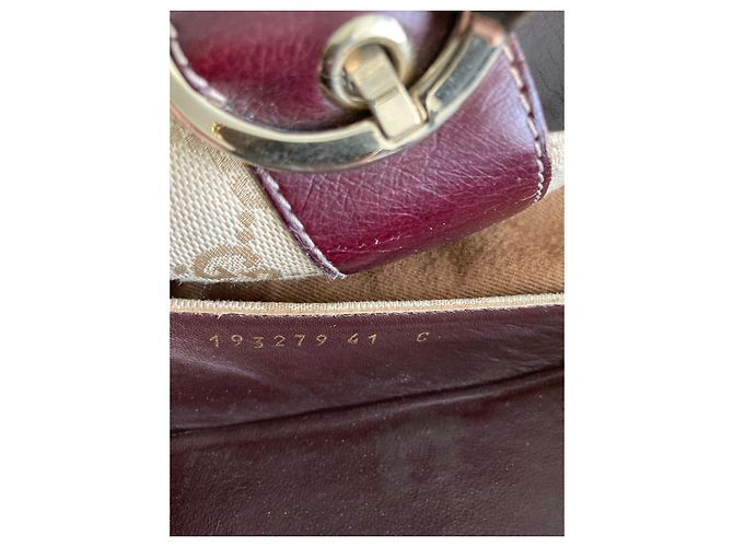 Gucci Sapatilhas de Lona Monogram e Couro Bege - vista 4