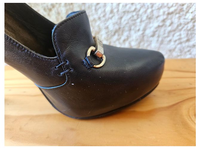 Mocassini Liu.Jo in pelle nera con cristallo Swarovski Nero - vista 3