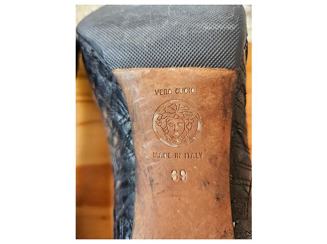 Décolleté Gianni Versace in pelle nera 38 Nero - vista 2