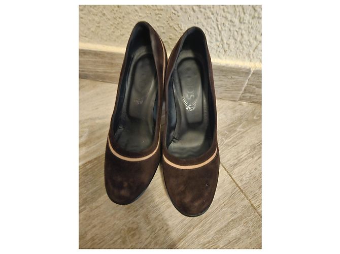 Tod's Pumps mit Blockabsatz Dunkelbraun Leder - Ansicht 5