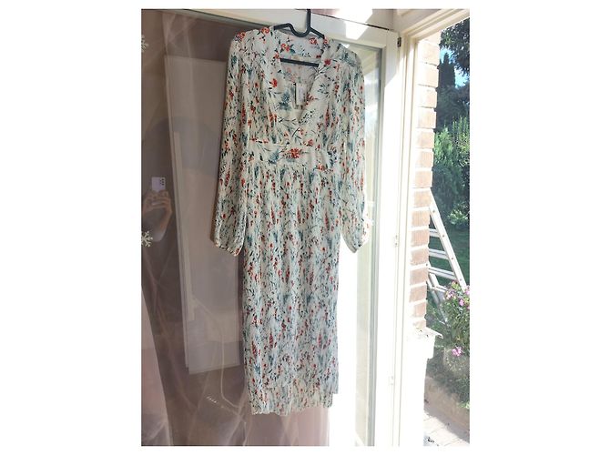 Vestido Maje Blanco Plisado de Viscosa - vista 4