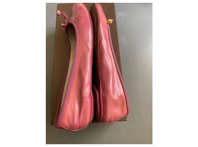 Louis Vuitton Bailarinas de charol rosa - vista 9