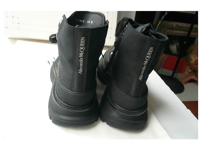 Alexander Mcqueen ALEXANDER MC QUEEN Sneakers stringate in tessuto nero T36 Ottime condizioni - vista 9