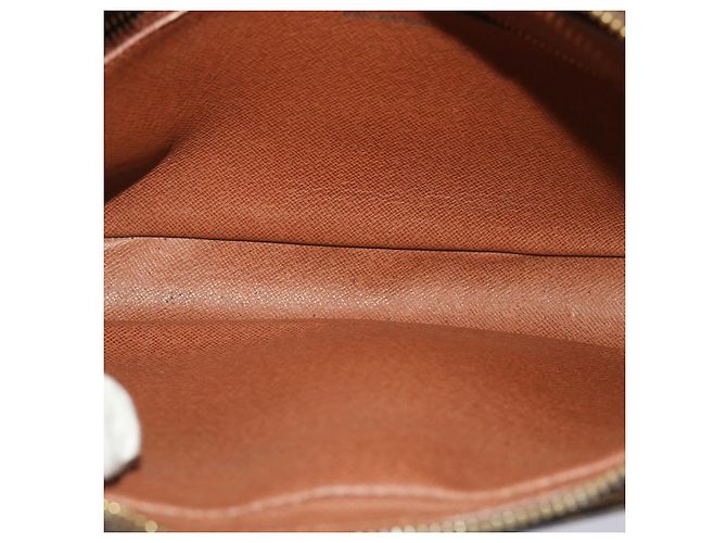 Pochette LOUIS VUITTON con monogramma Marly Dragonne GM M51825 LV Auth em4804 - vista 10