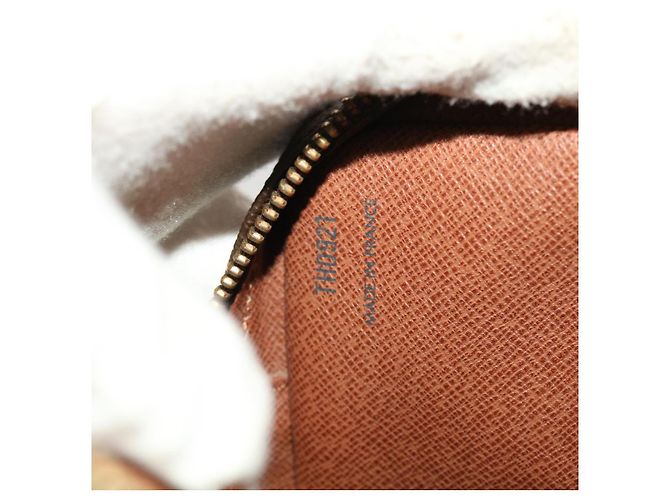 Pochette LOUIS VUITTON con monogramma Marly Dragonne GM M51825 LV Auth em4804 - vista 12