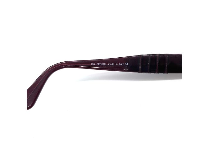 Weinfarbene Persol-Sonnenbrille mit Acetatrahmen Braun - Ansicht 3