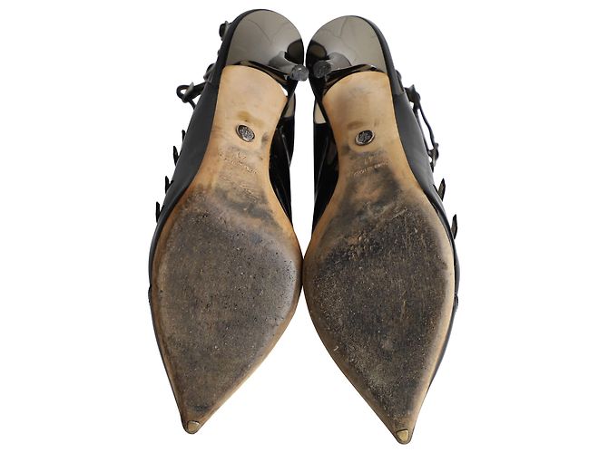 Emilio Pucci Riemchen-Pumps mit Schnallenkäfig aus schwarzem Lackleder - Ansicht 6