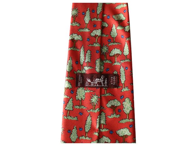Hermès Cravatta con stampa alberi Hermes in seta rossa Rosso - vista 4
