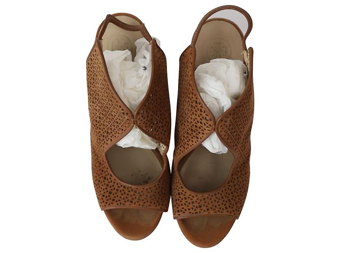 Sandali peep-toe con taglio laser Tory Burch in pelle marrone - vista 7
