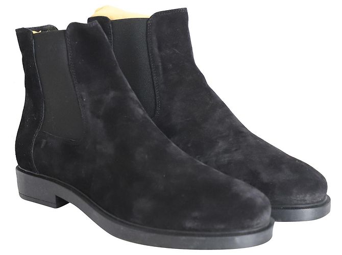 Stivaletti Pull On di Tod's in pelle scamosciata nera Nero - vista 3