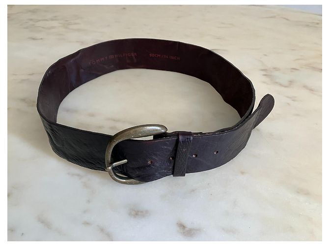 Tommy Hilfiger Gürtel aus braunem Leder - Ansicht 3