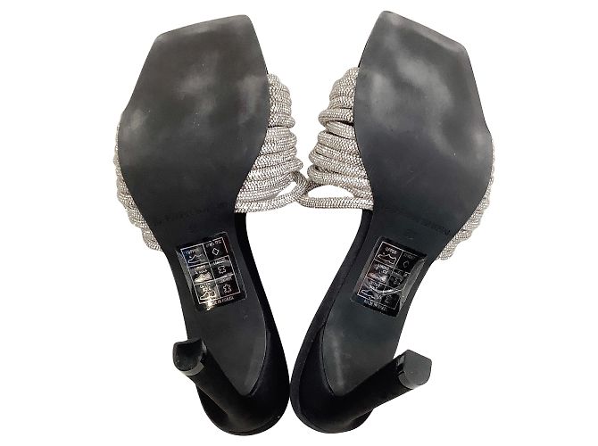 Sandalias negras Lena con adornos de cristal de Jonathan Simkhai - vista 10