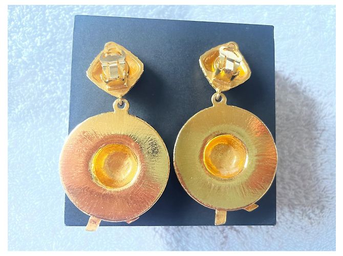 Chanel Maxi Ohrringe Hutmodell Gold Golden Gold hardware - Ansicht 2