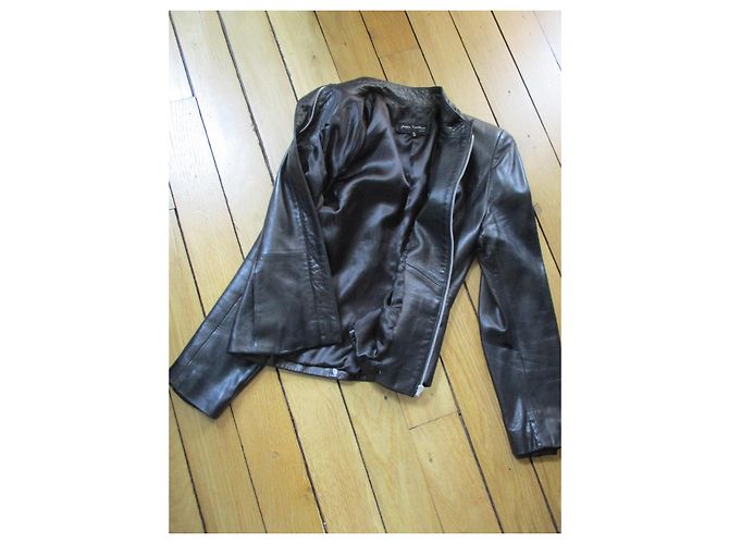 Autre Marque Schwarze Lammfelljacke, Taille 1. - Ansicht 4