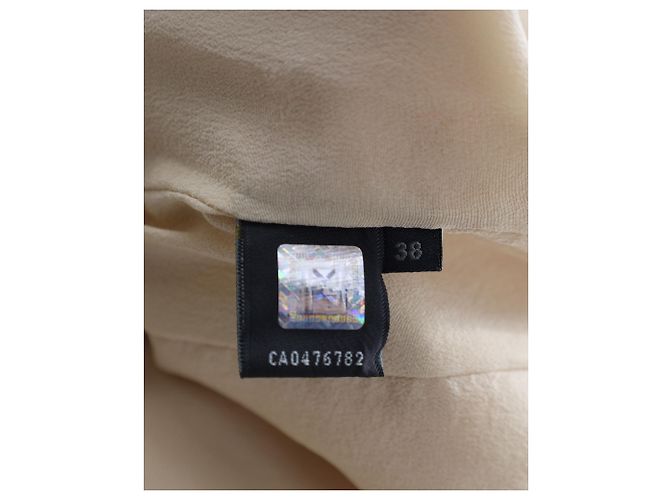 Trench Coat Fendi em Seda Bege - vista 4